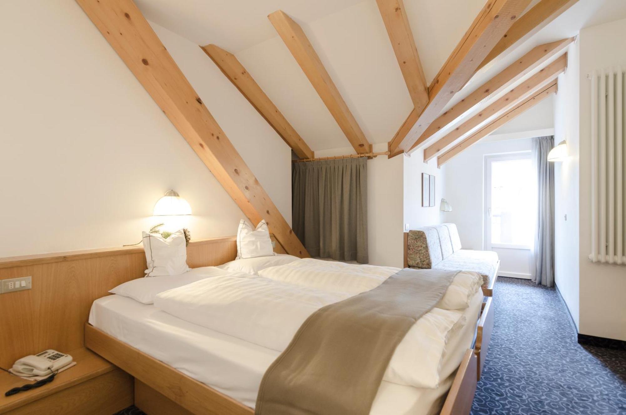 Hotel Cevedale Living Romance Hotel Cogolo Εξωτερικό φωτογραφία