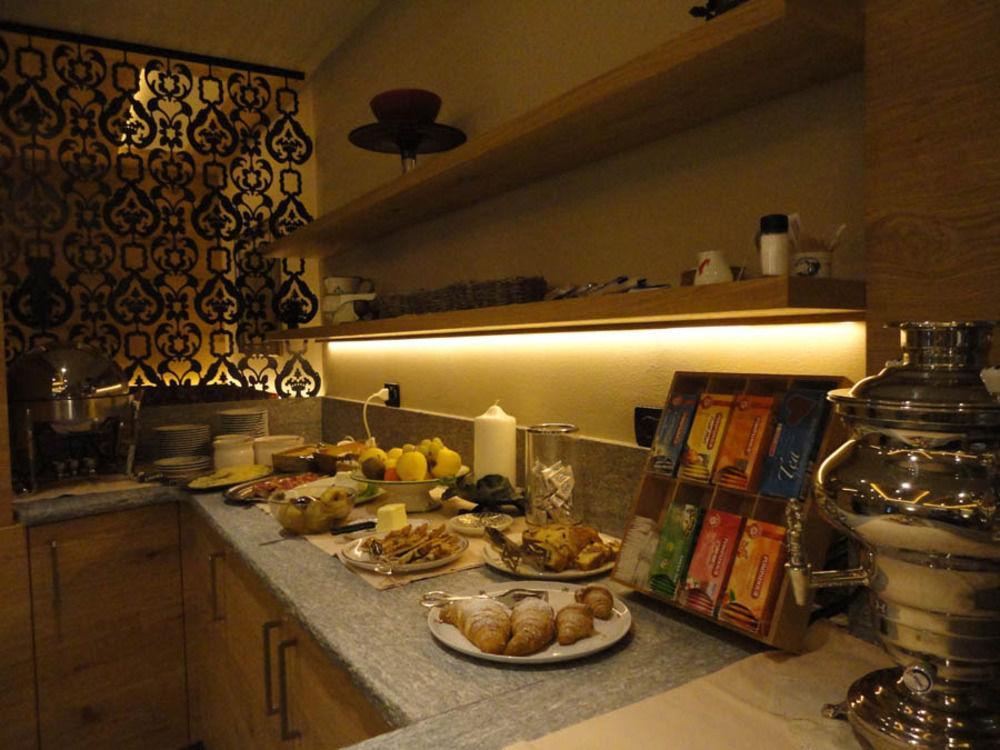 Hotel Cevedale Living Romance Hotel Cogolo Εξωτερικό φωτογραφία